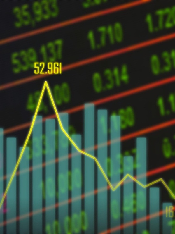 Contrarian Energy Play Balances Buffett Backing With Oil Market Jitters