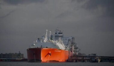 Global Natural Gas Prices Soar as Freeze Grips Major Markets