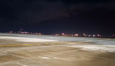 Novogodišnji vatromet u Zagrebu, pogled sa piste zračne luke. 2026