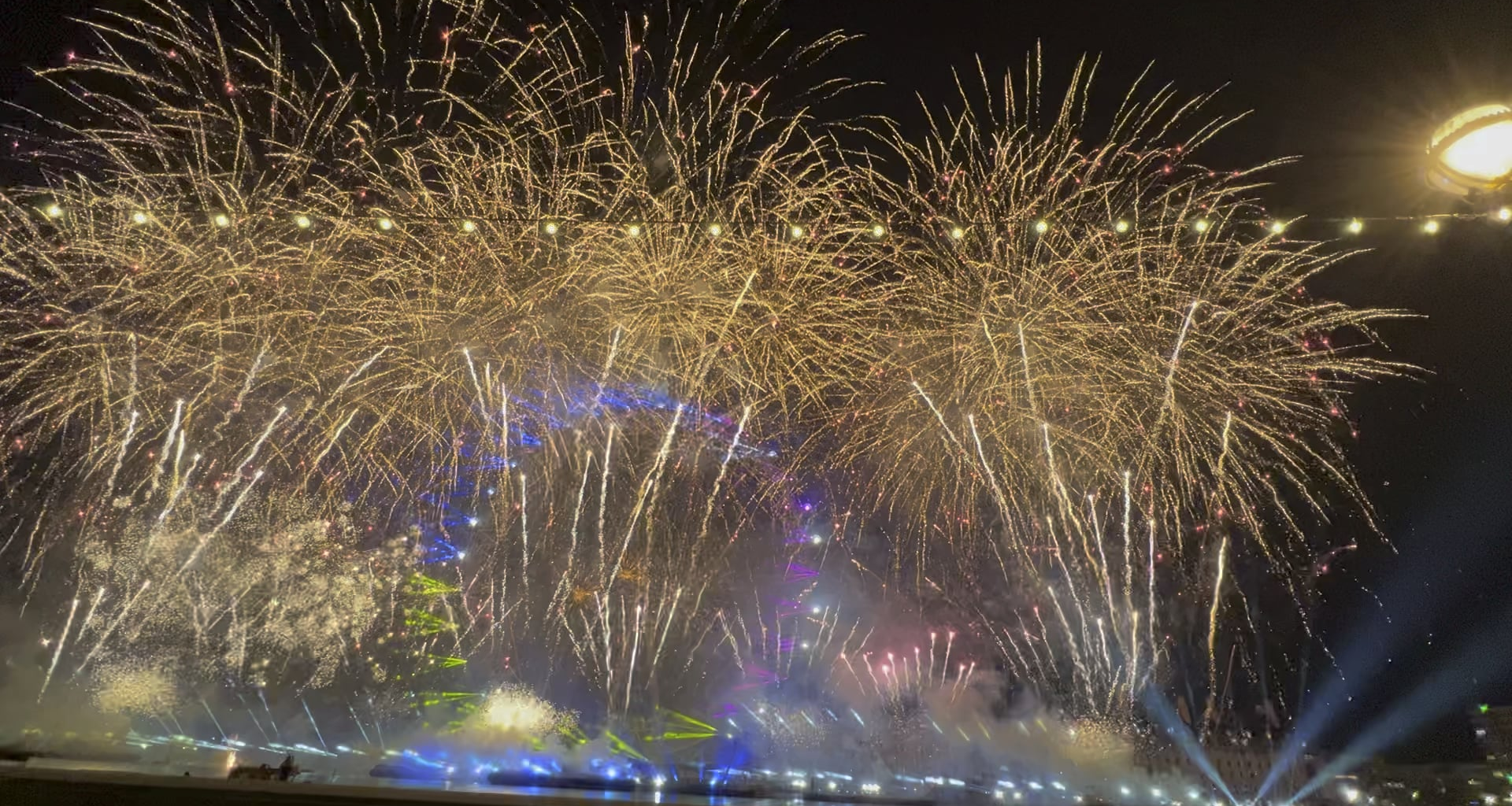 I stood+walked for over 8 hours for this!