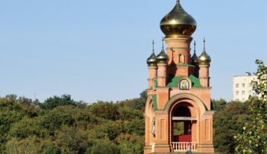 Ukraine Probes Kyiv Monastery Over Alleged Russian-Style School