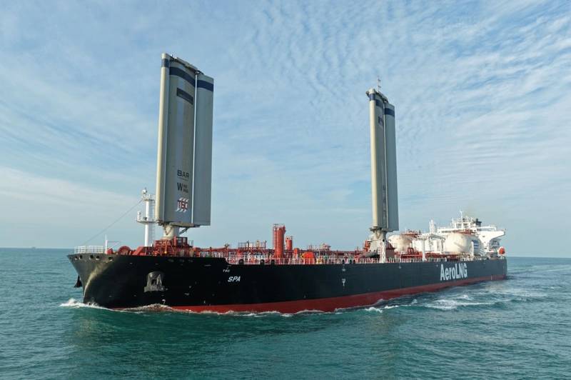 Union Maritime Takes Delivery Of LNG And Wind-Powered