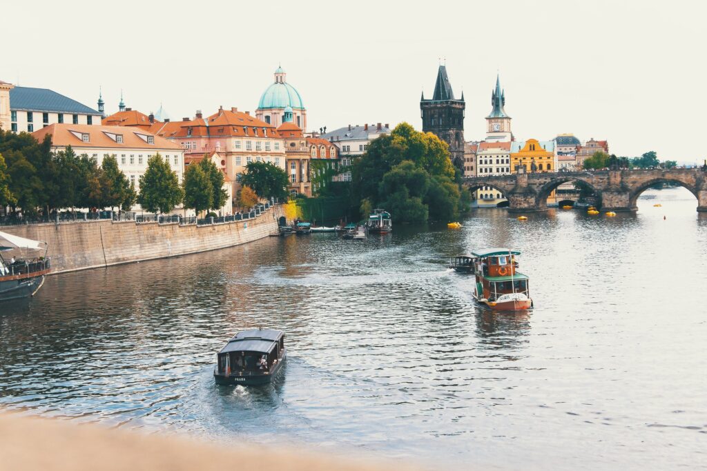 Major Reporting Reform Affecting Employer Obligations in Czechia