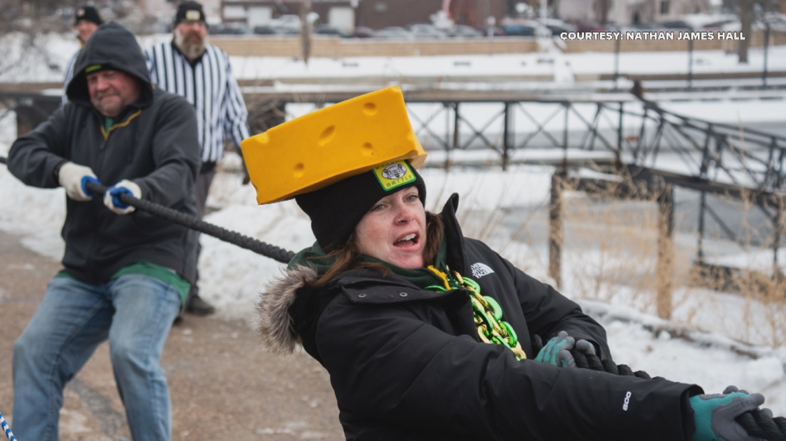 Border Battle tug of war competition raises funds for first responders along St. Croix River