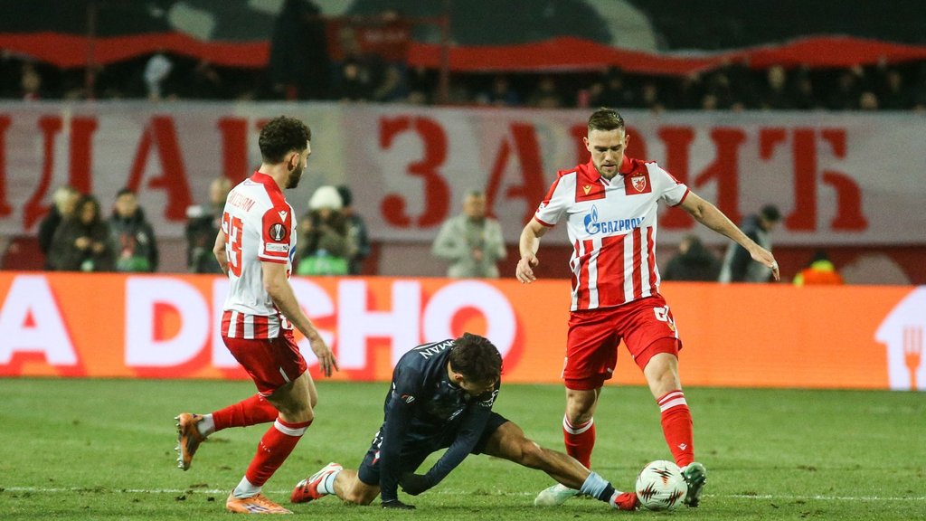 Crvena zvezda in Dinamo Zagreb do mest v play-offu