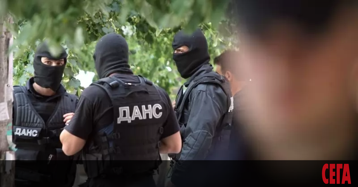 Въвеждат се задължителни пешеходни походи за служителите на ДАНС