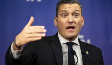 Experts warn Canada risks losing top researchers in 'global war for AI talent'