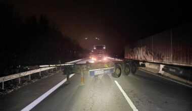 Na avtocesti nastavili past: voznik se je rešil v zadnjem trenutku