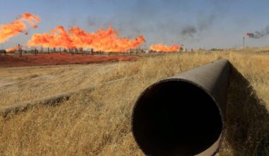 US warned Iraq of oil sanctions, freezing ties over Iran ties - Reuters