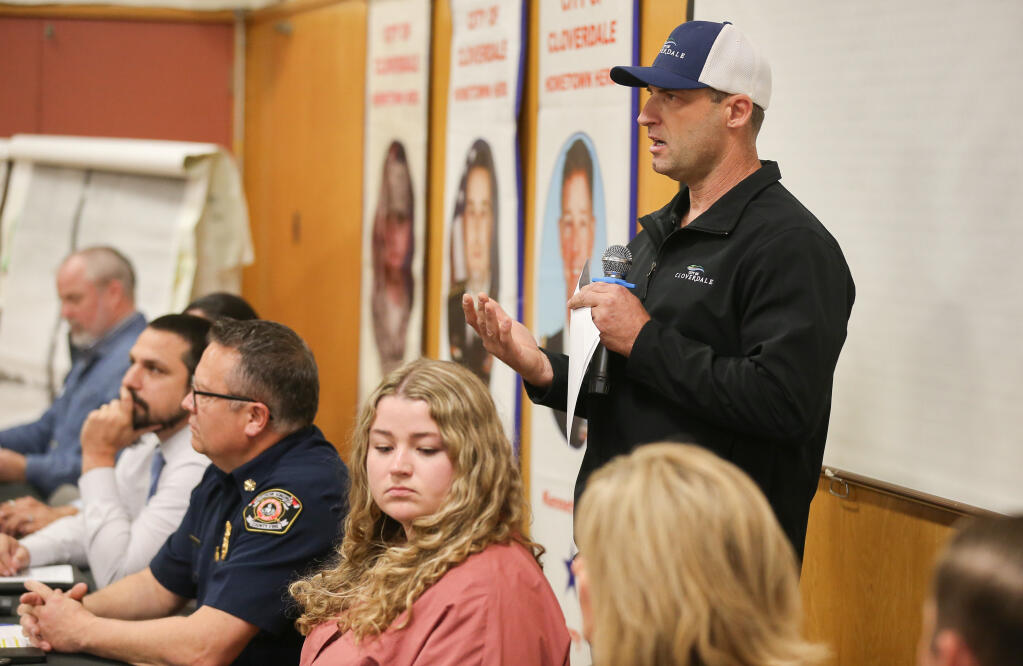 Cloverdale Mayor Todd Lands speaks during the Potter Valley Project...