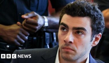 Luigi Mangione will not face death penalty if convicted, judge rules - BBC