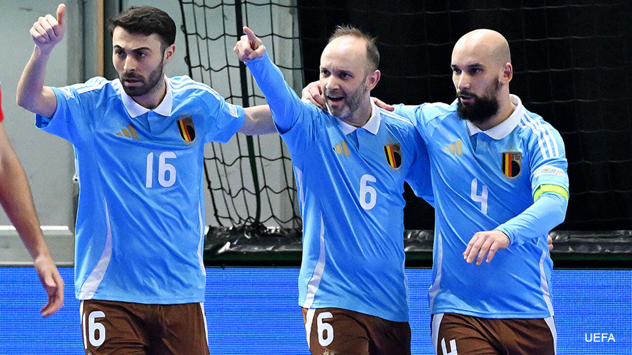 Wie had dit nog verwacht? Belgen stoten ondanks fikse 10-3-nederlaag tegen Spanje door naar kwartfinales EK futsal