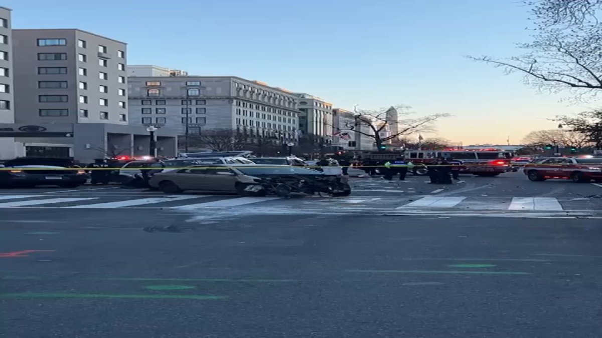 1 killed in multicar crash blocks from the White House – NBC4 Washington