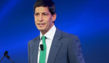 Trump Administration Prepares to Back Warsh for Fed Chair