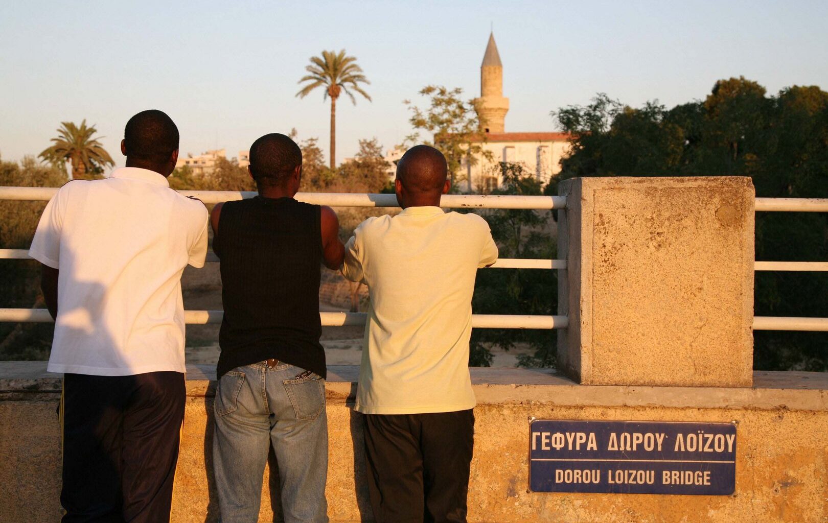 cover EU-backed project supports voluntary migrant returns