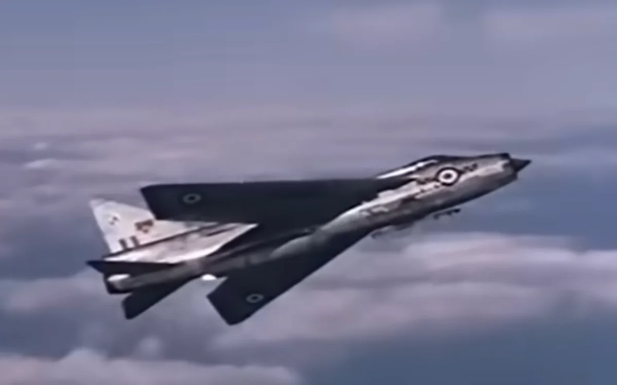 Engineer testing a fighter jet accidentally took off with no helmet, radio, or ejector