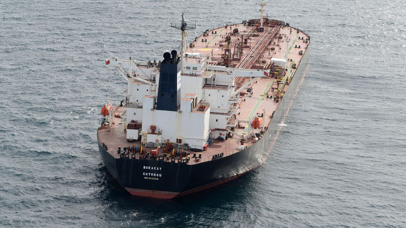 Bludný Holanďan? Rusi žiadajú Američanov, aby prestali naháňať ich tanker - Svet - Správy