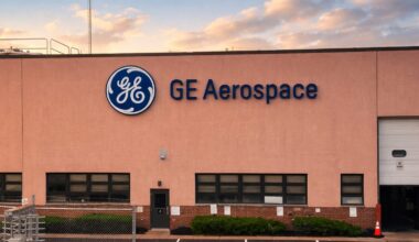 GE Aerospace stock pops in first 2026 session — here’s what Wall Street is watching next