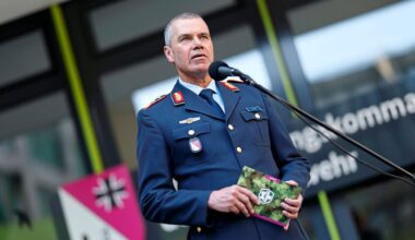 Ukraine-Krieg: ++ „Deutschland stünde im Mittelpunkt“ Bundeswehr-General warnt vor Russland-Angriff auf Nato-Gebiet ++ Liveticker