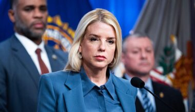 Bondi seeks Minnesota voter rolls, welfare data to "help bring back law and order" in wake of shootings