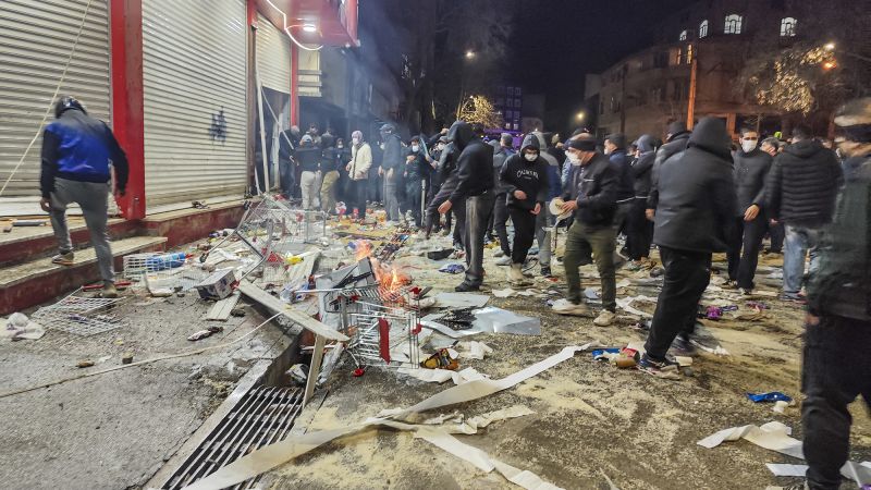 Live updates: Iran’s internet blackout enters second day as protests persist