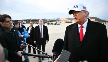 Trump weighs response to deadly protests in Iran