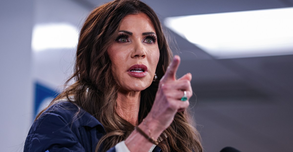 ICE in Minnesota: Trump’s White House keeps telling lies and misleading the public