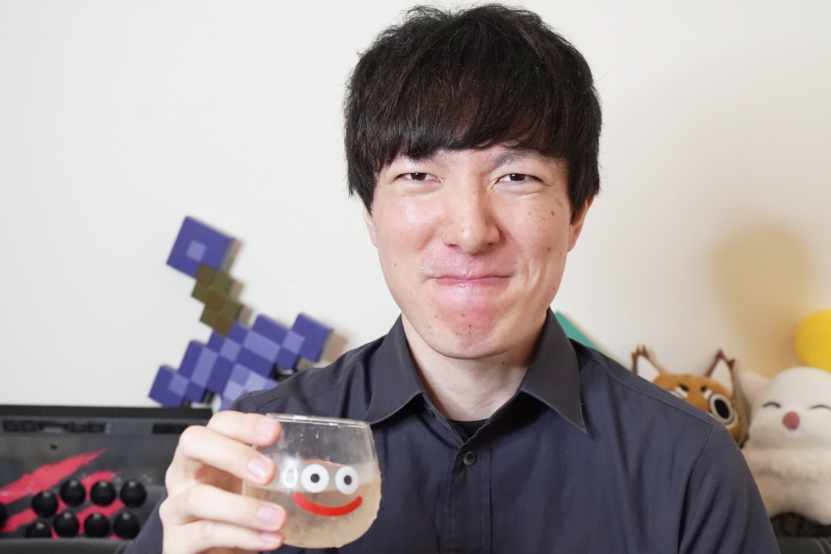 Fujii Yodan enjoying the sharp lime flavor