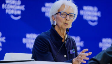 No evidence that Christine Lagarde plans to outlaw cash transactions of more than €1,000
