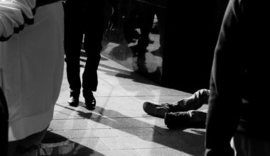 Refugees at risk of street homelessness have until 16 January to extend their asylum accommodation