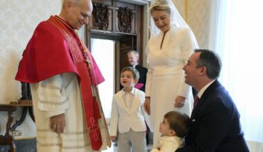 Royal siblings meet Pope Leo as their mother Grand Duchess Stephanie exercises rare privilege to wear white during special audience