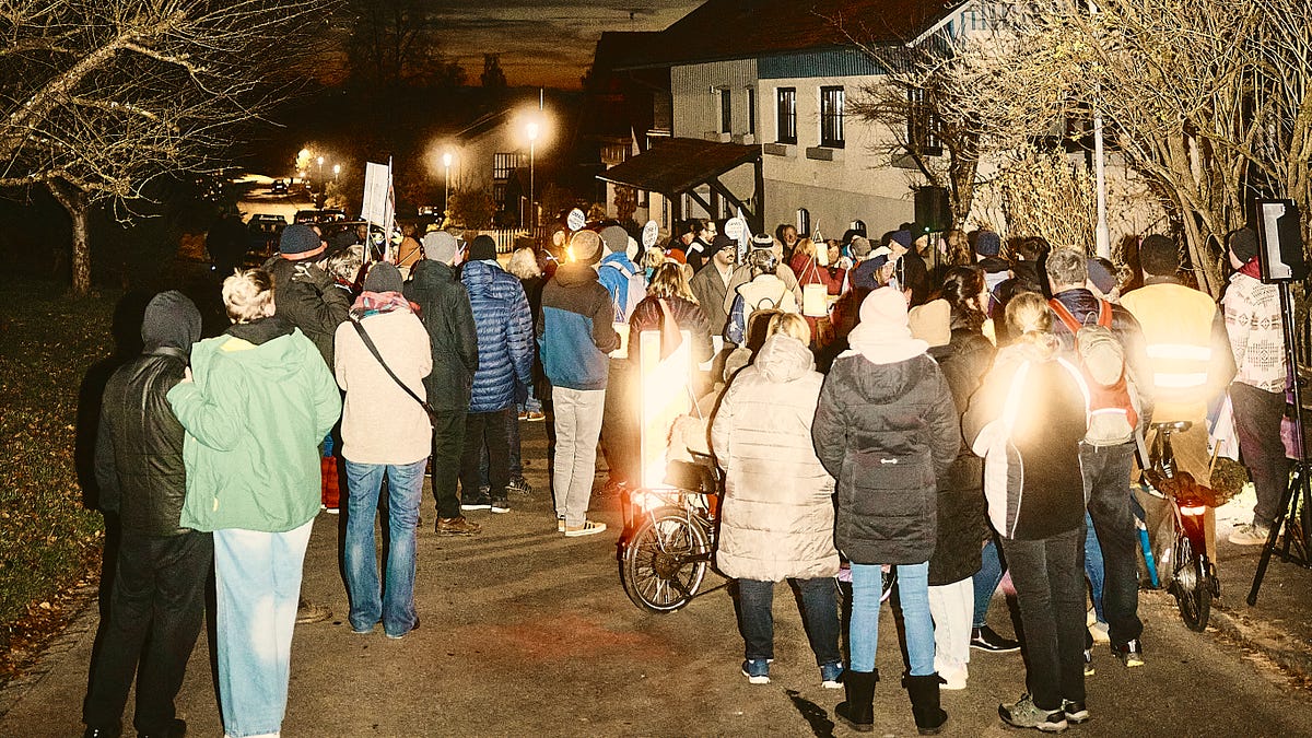 A Small German Village Takes On the Extreme Right