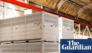 Renewable energy project approvals hit record high in GB in 2025, data shows