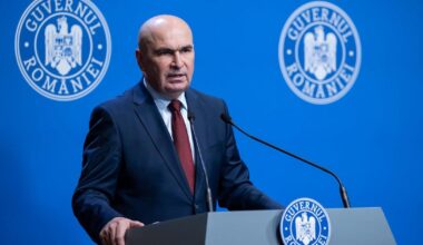 Romania’s PM plays down plagiarism allegations against justice minister to avoid tensions