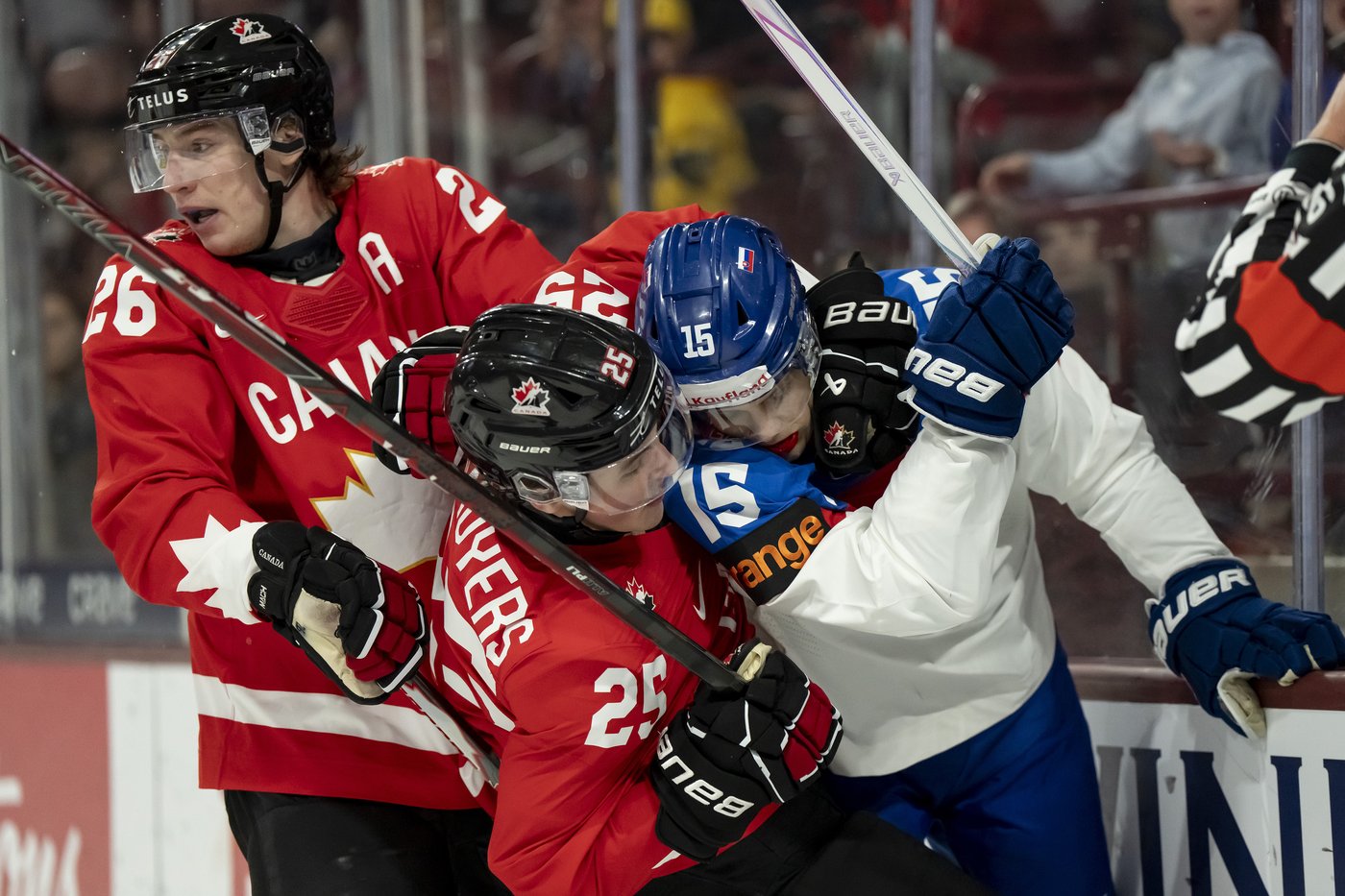 Canada thumps Slovakia 7-1 at world juniors to book semifinal date with Czechia