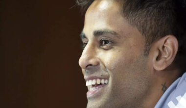 India, New Zealand Live Score Updates, T20 2026: Dube delivers a tight ball to Chapman