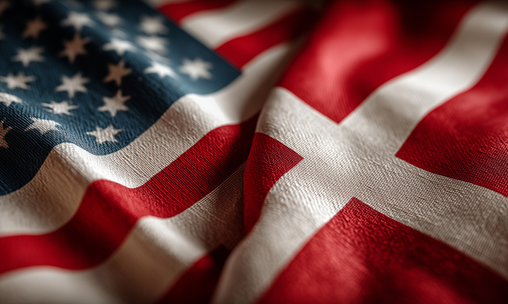 Trump heads to Davos, reiterates Greenland tariff threat despite risks for US economy