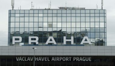 V Prahe pristálo lietadlo s Čechom prepusteným z venezuelského väzenia - Svet - Správy