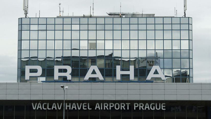 V Prahe pristálo lietadlo s Čechom prepusteným z venezuelského väzenia - Svet - Správy