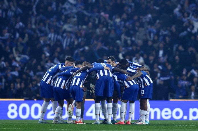 liga europa fc porto quer celebrar novo treinador com vitoria