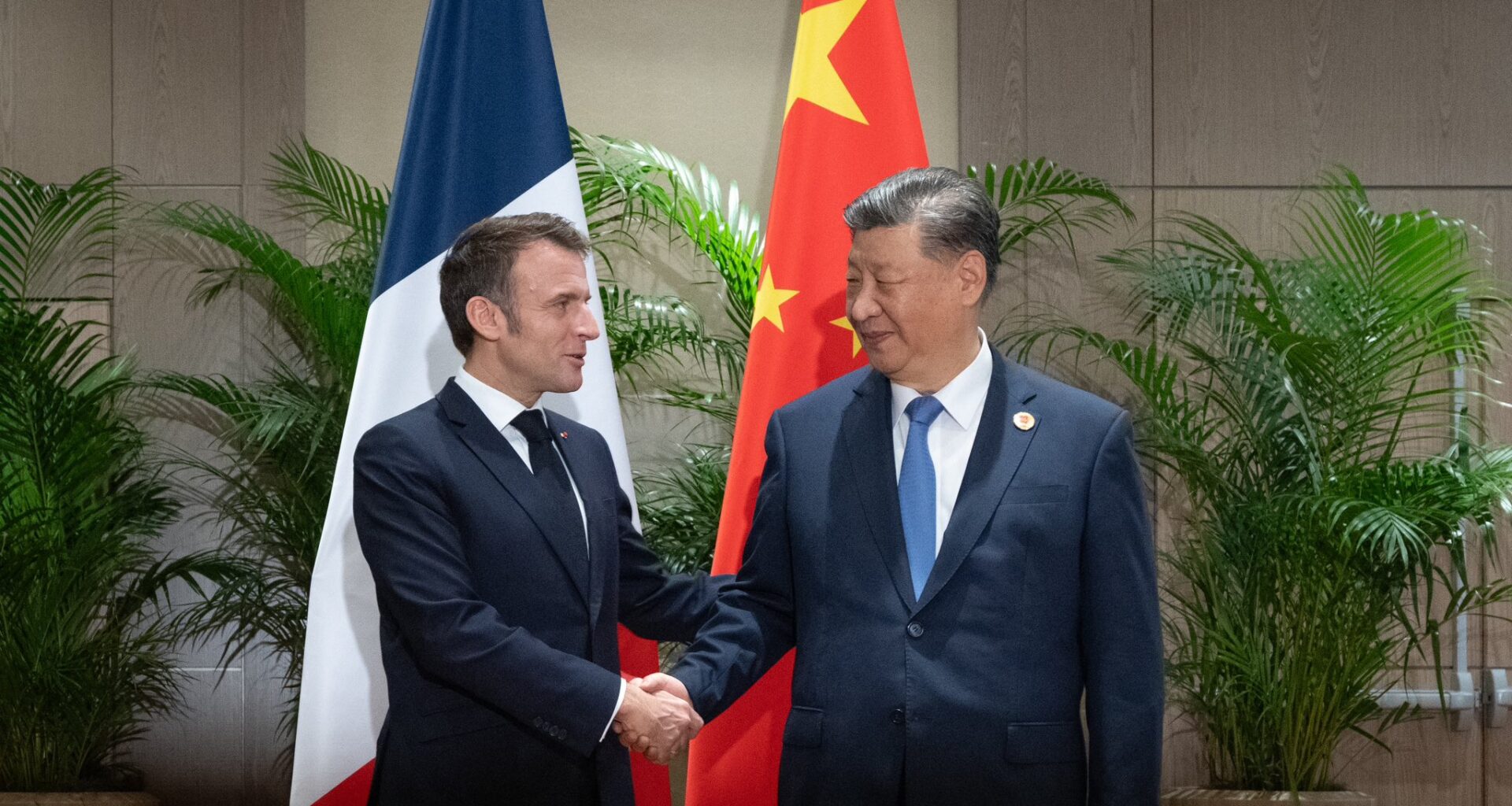 Macron Urges More Chinese Investment in 'Key' European Sectors
