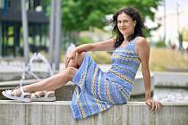 Markéta Šichtařová, kandidující na podzim 2025 za hnutí SPD do Poslanecké sněmovny ČR, se zařadila k těm uchazečům o politickou kariéru, kteří chtějí získat body na šíření lživých údajů o cizincích v Česku.