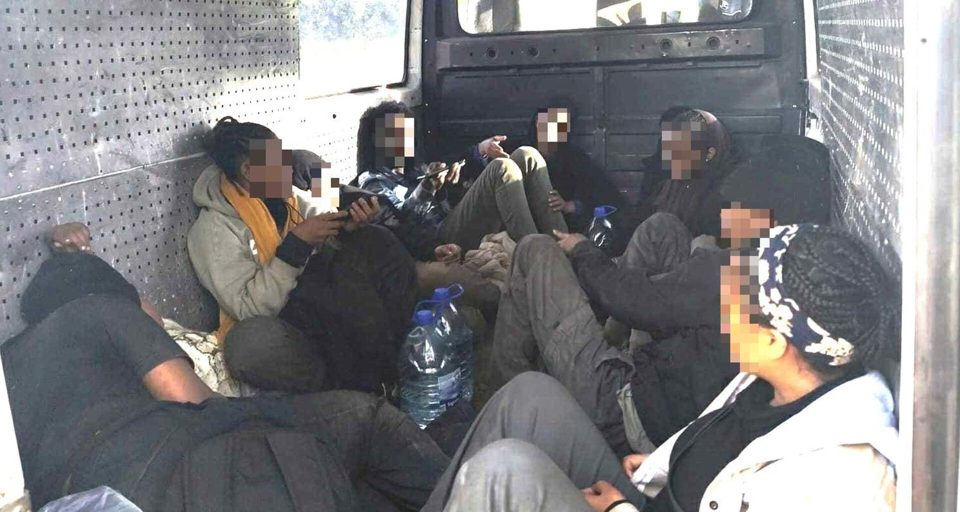 Neteisėti migrantai įsigudrino vykti vadinamuoju latviškuoju keliu