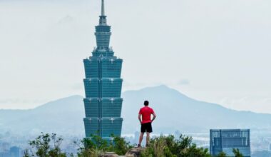 'Skyscraper Live' Delayed By Weather; Alex Honnold Climb Gets New Netflix Date