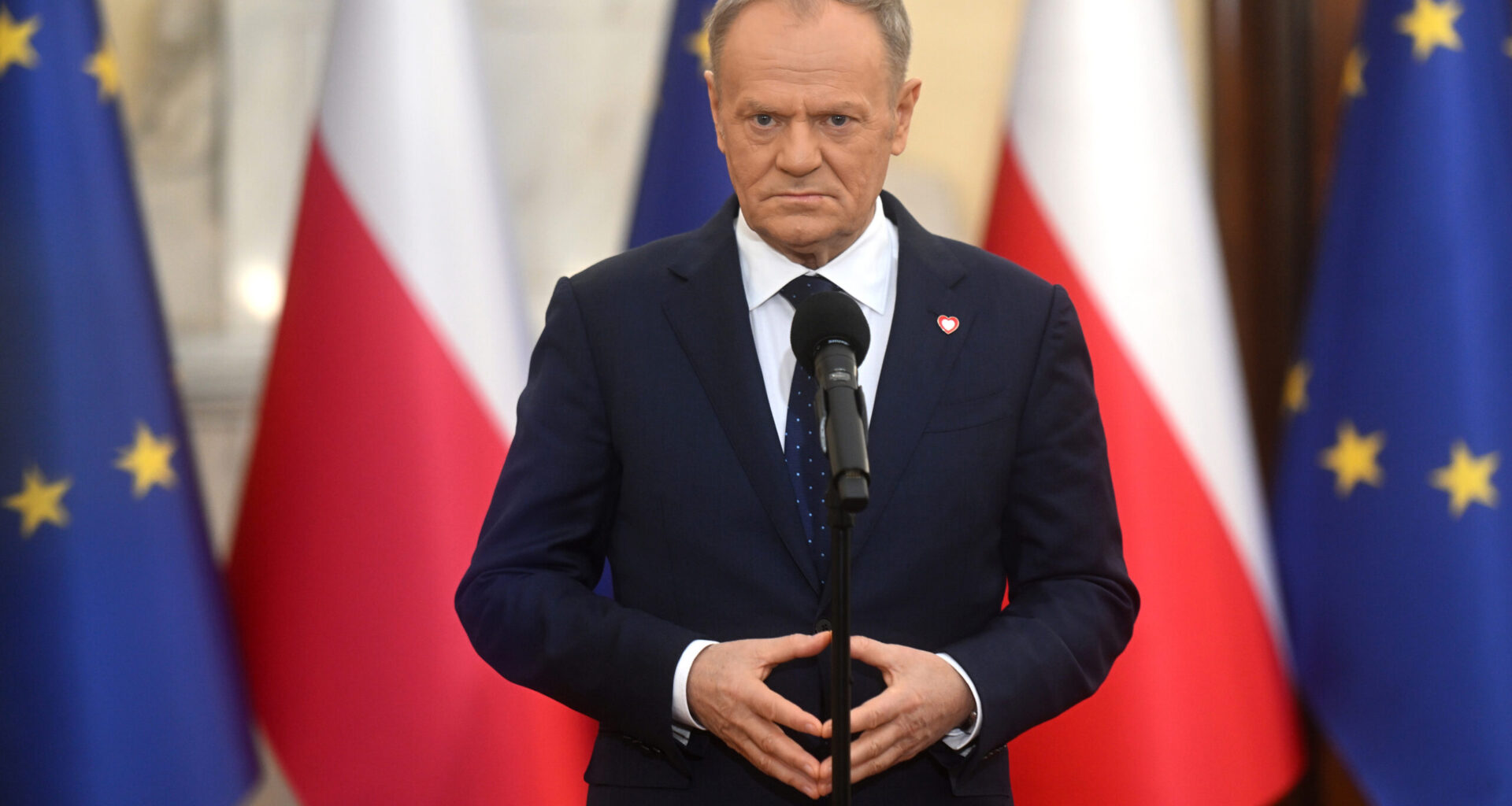 Polish Premier Blames Russia for Cyberattack on Energy Facilties