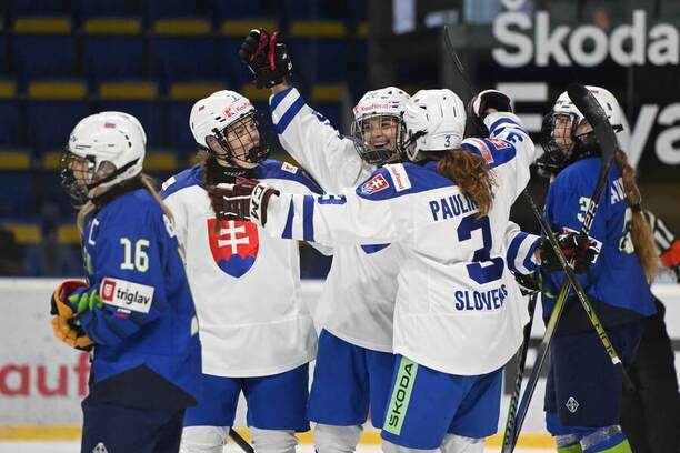 Kde sledovať Slovensko na MS U18 žien v hokeji?