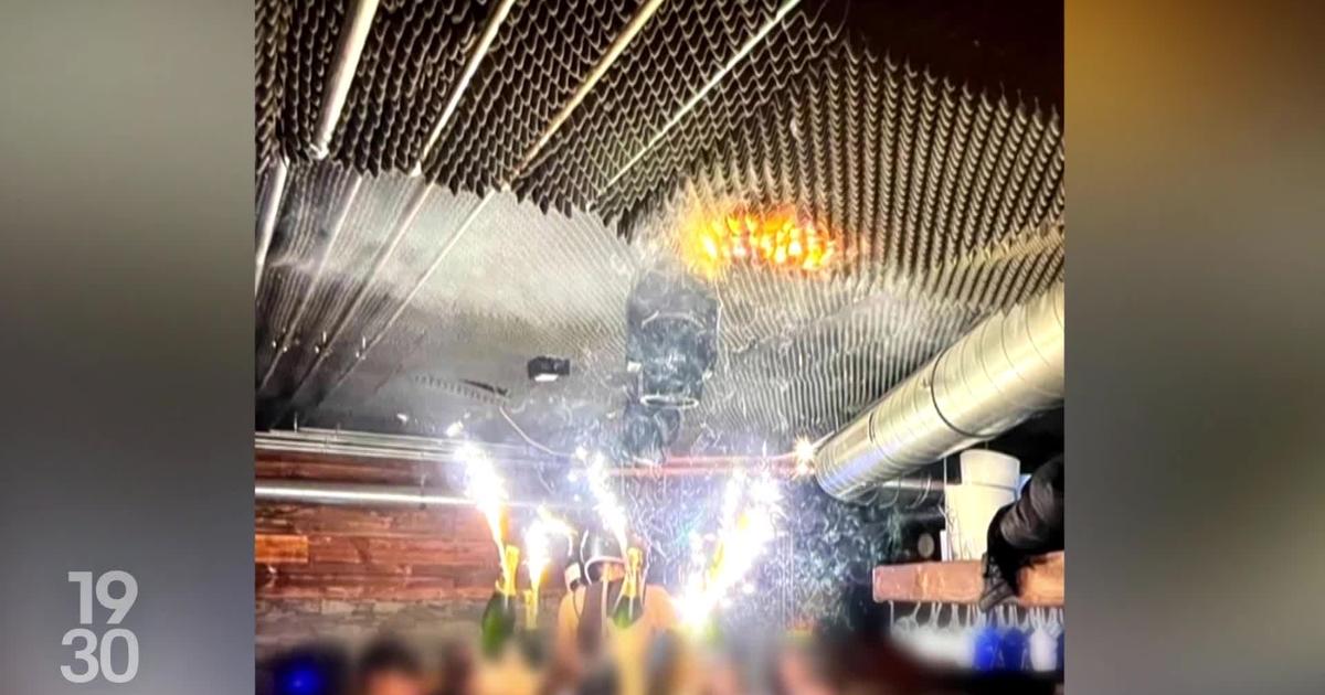 Une serveuse sur les épaules d'un collègue: cette étonnante pratique au cœur du drame de Crans-Montana