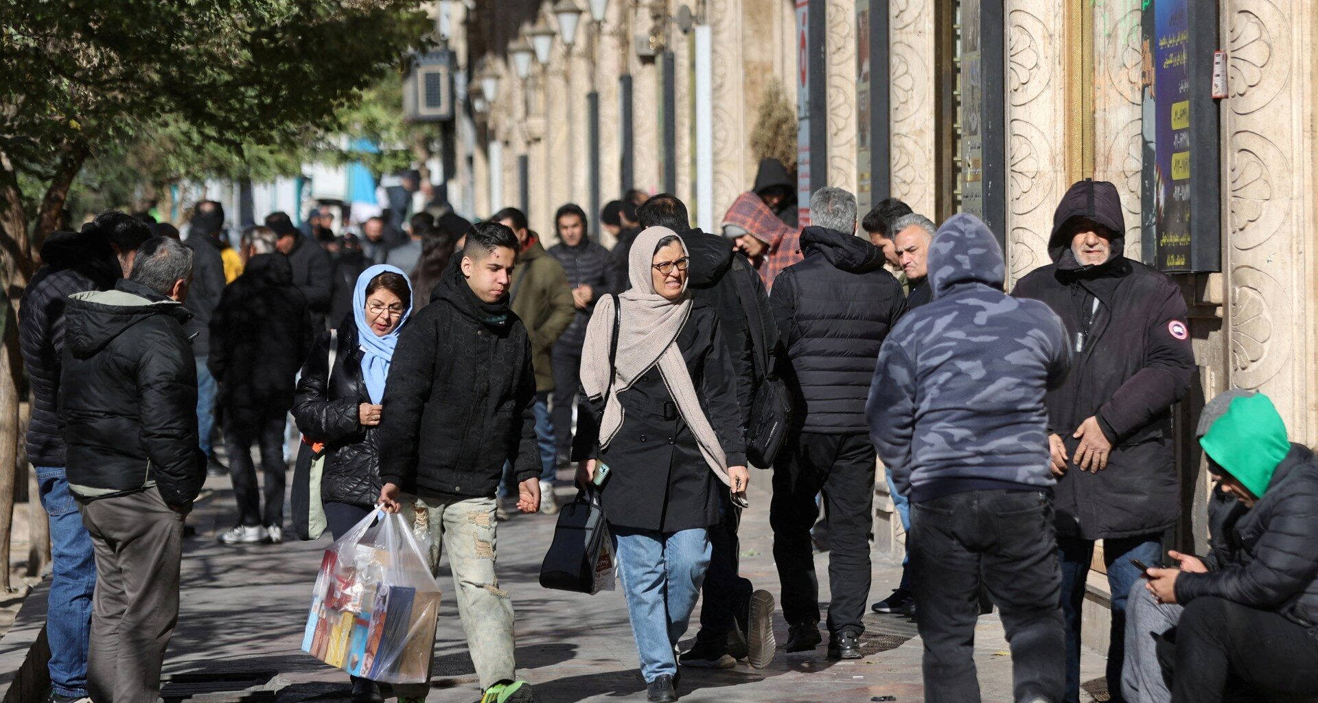 Internet disruption, several arrests made as Iran protests continue | Israel-Iran conflict News