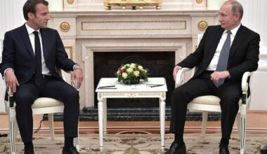 France facing Russia. From dialogue to deterrence