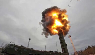 Do not Forget that the War in Ukraine is under Overlapping Nuclear Umbrellas